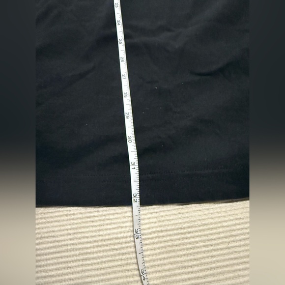 Black and Red Short Sleeve Tee with Vibrant Headdress Design - Picture 4 of 8